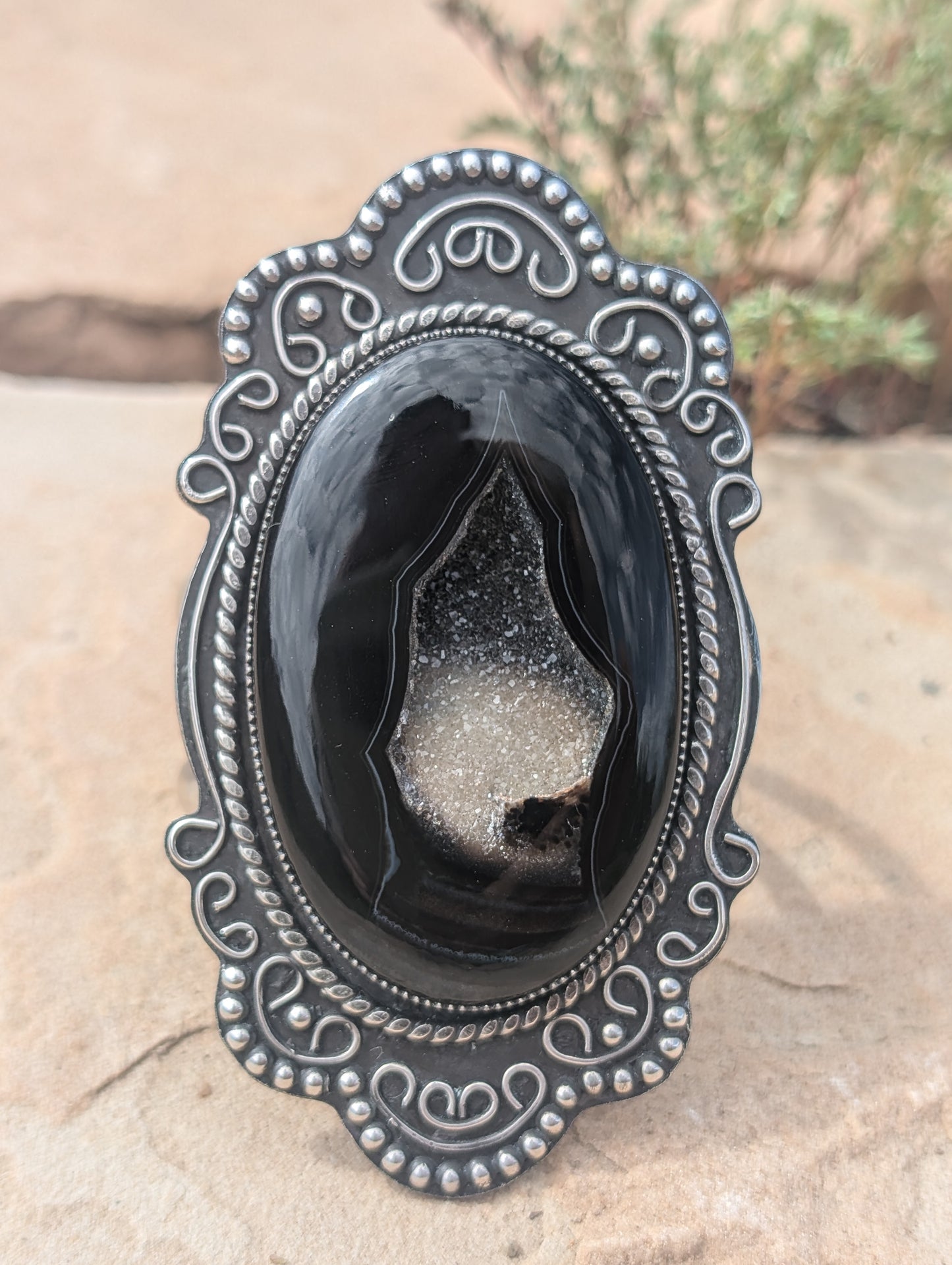 Gothic Onyx-Druzy Cuff