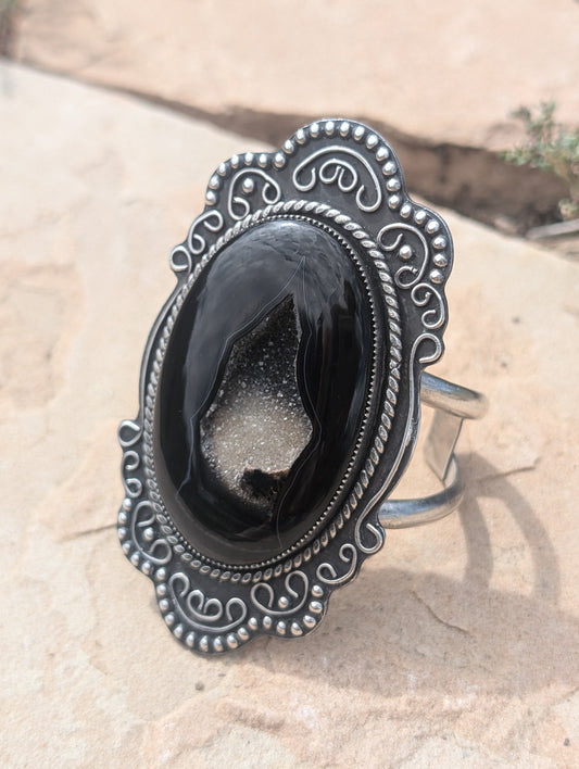 Gothic Onyx-Druzy Cuff