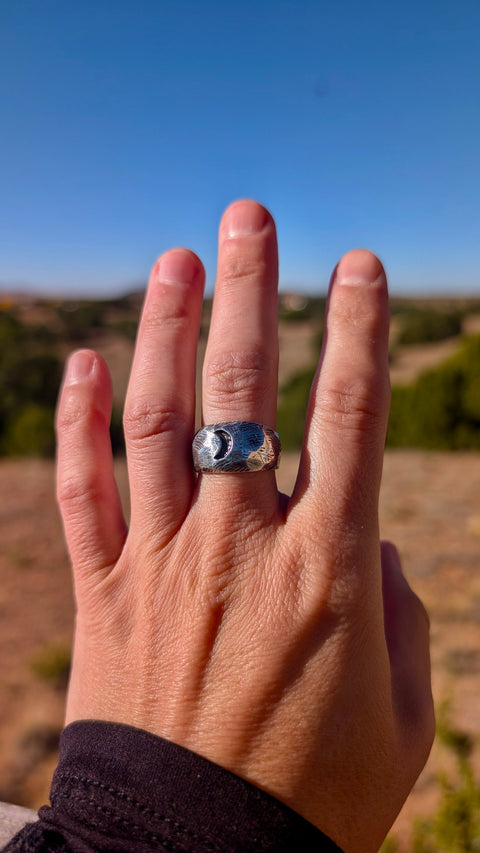 Dark Moon Ring (Silver)